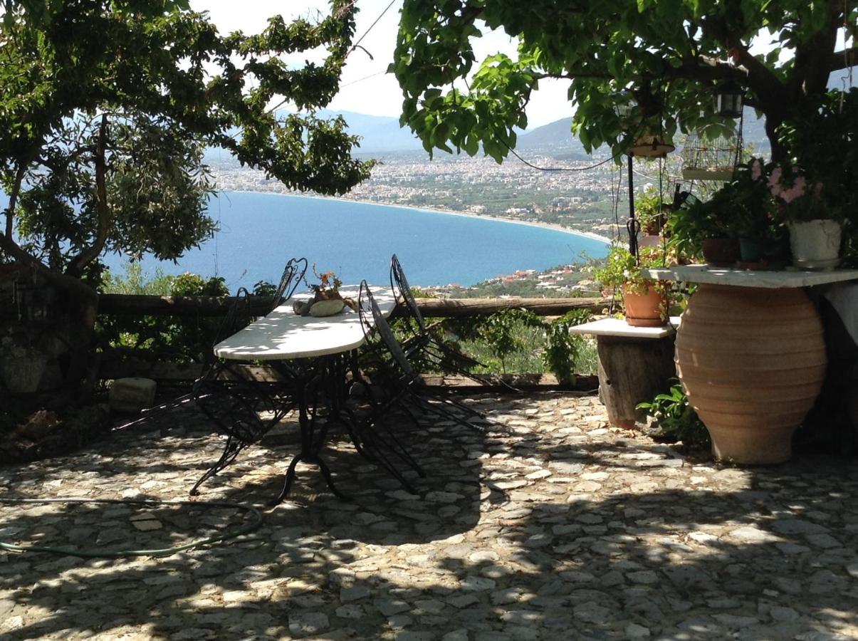 Unique View Apartment Каламата Экстерьер фото