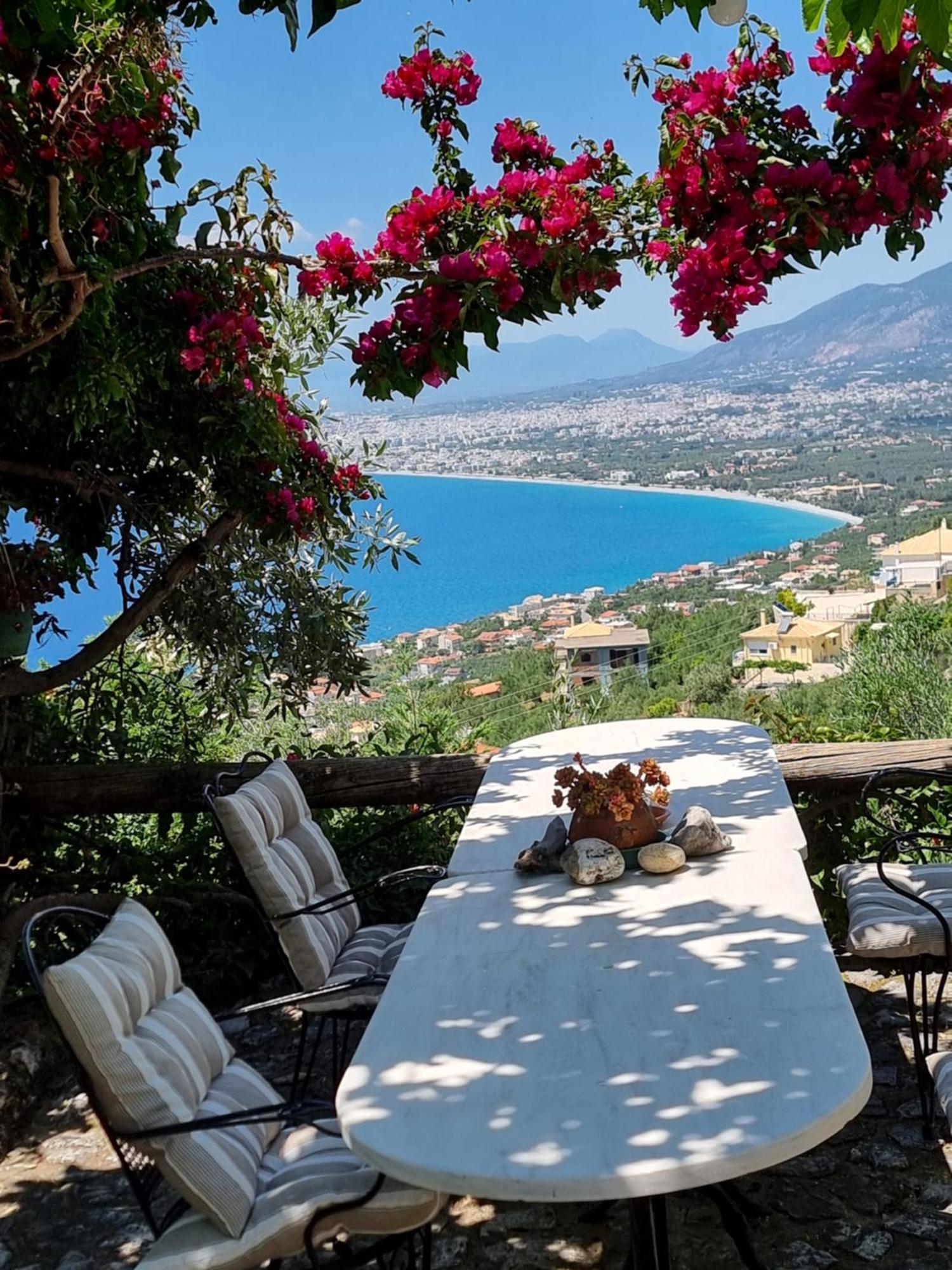 Unique View Apartment Каламата Экстерьер фото