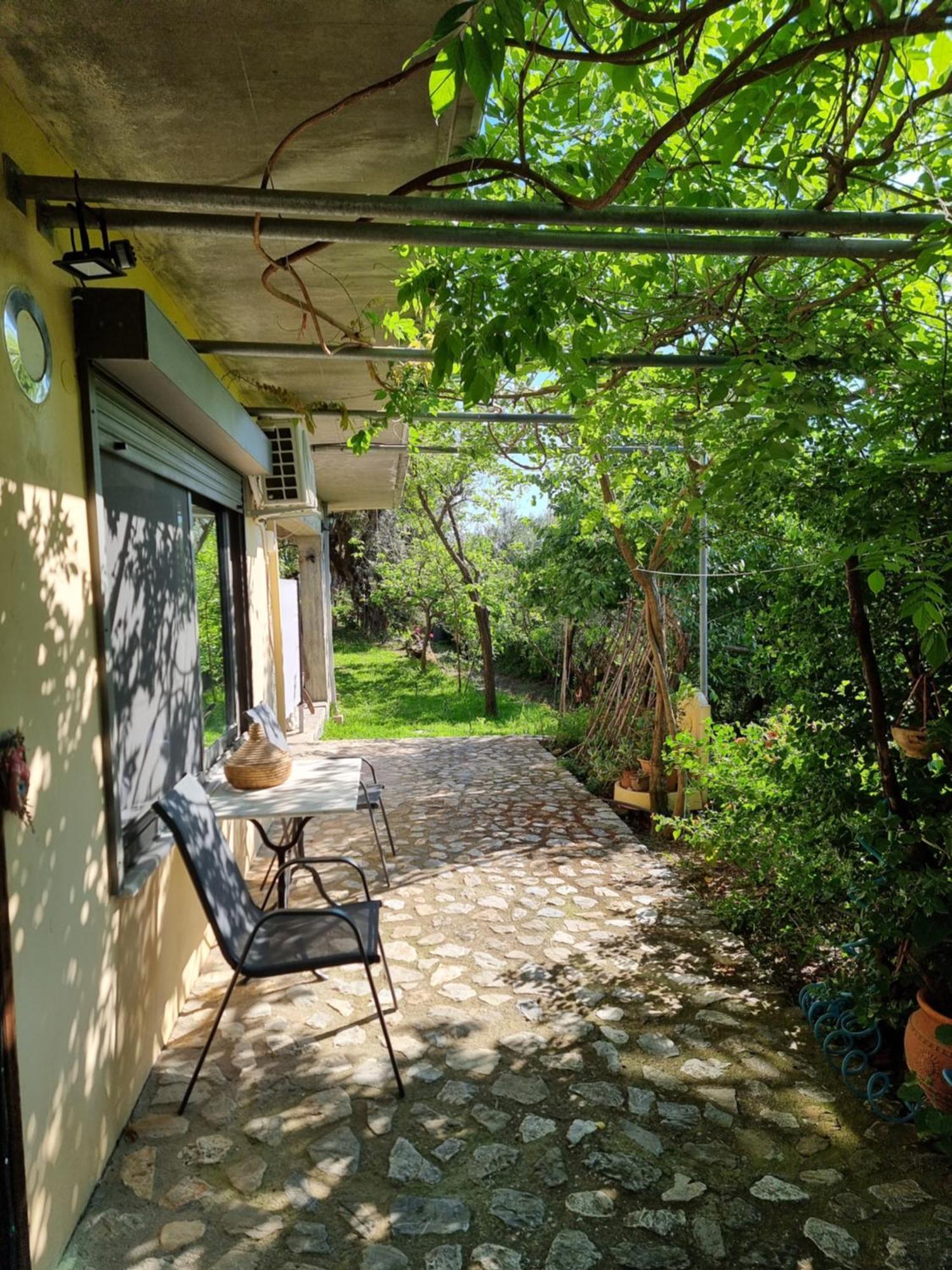 Unique View Apartment Каламата Экстерьер фото